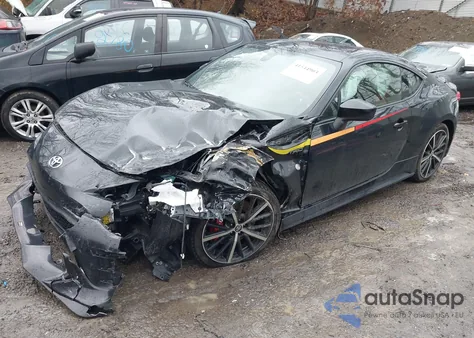 2019 Toyota 86 Trd Se z USA, uszkodzony, nr VIN JF1ZNAE15K9702433